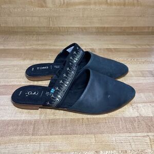 Toms Womens Size 6.5 Closed Toe Black Sandal Flat Slip‎ on Embroidered Strap